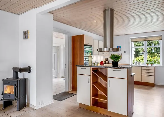 Amma - 21km From The Sea By Interhome Bredebro